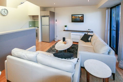 Khione 6 - Modern 2 Bedroom Townhouse - Tourism Brisbane 6