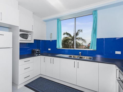 Fairleigh Unit 1 - Brisbane 4u 5