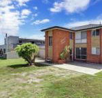 Resthaven only meters to Sunset Beach - Brisbane Tourism