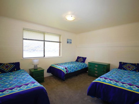 Aranda 3 / 25 Townsend Street - Brisbane Tourism 3