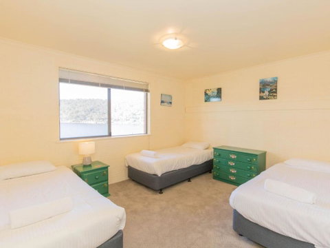 Aranda 3 / 25 Townsend Street - Brisbane Tourism 2