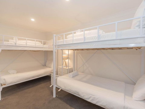 Bedrock 11 Twynam Street Jindabyne - Brisbane Tourism 2