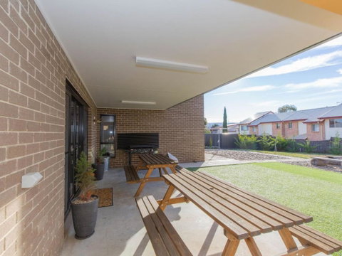 Bedrock 11 Twynam Street Jindabyne - Brisbane Tourism 6