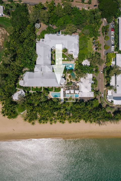 Beachfront Apt In Alamanda Beachfront Resort 25 - Tourism Brisbane 0
