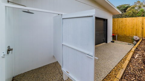 Sweeping Views Free Wifi & Netflix PET Friendly - Tourism Brisbane 4