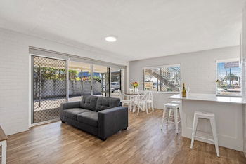 Sea-Hi Beachside Apartment - Tourism Brisbane 6