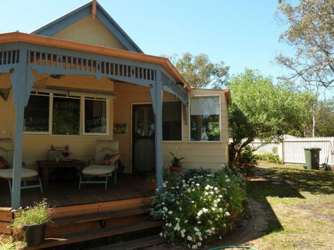 Lilys By The Lake Raymond Island Accommodation - Tourism Brisbane 1