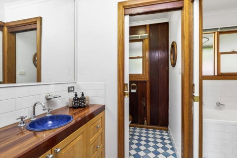 CHRISTOPHERS COTTAGE - Tourism Brisbane 6