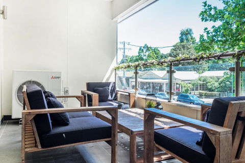 Olinda Village Apartment A2 - Brisbane Tourism 1