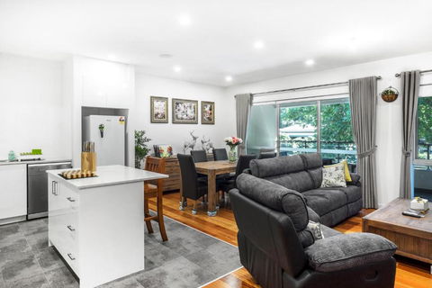 Olinda Village Apartment A2 - Brisbane Tourism 2