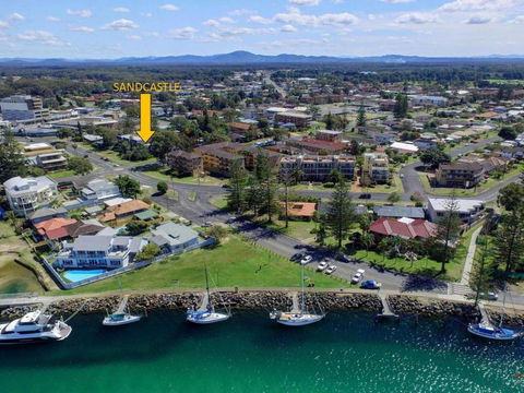 Sandcastle 7 - Tourism Brisbane 1