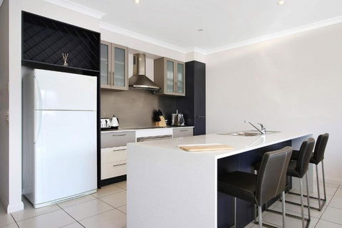 Cypress Townhouse 21 Mulwala - Tourism Brisbane 4