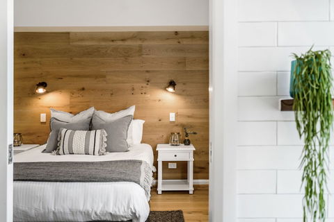 A PERFECT STAY Luxe & Bloom - Brisbane Tourism 2