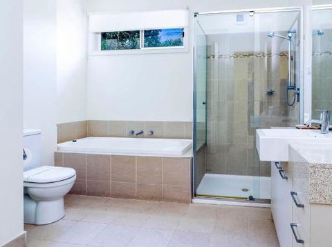 COASTAL SOUL VILLA At BROADBEACH - Brisbane 4u 4