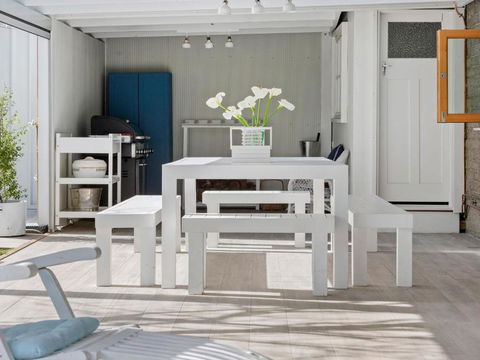 SANTORINI BEACH HOUSE SAFETY BEACH - Tourism Brisbane 1