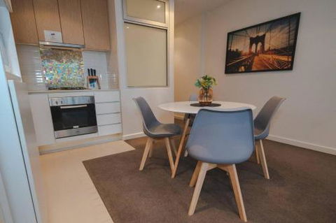 Infinity On Morphett In The Heart Of The Cbd Wifi Nespresso Netflix - Tourism Brisbane 3