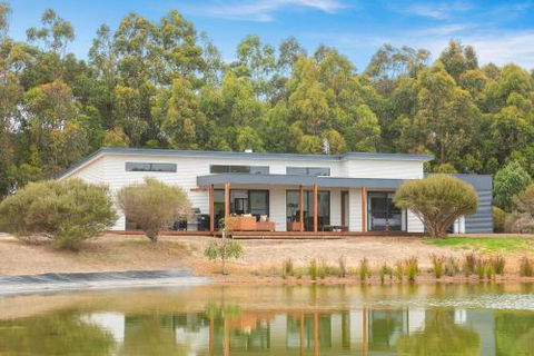 Wharfedale - Tourism Brisbane 0