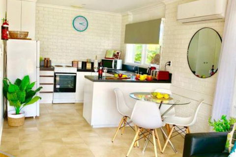 PARADISE COURT VILLA 1 Free Wifi - Brisbane 4u 0