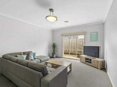 THE LOCH SURFSIDE WIFI NETFLIX PET FRIENDLY (OUTSIDE ONLY) - Brisbane 4u 4