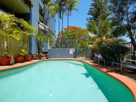 Panoramic Ocean Views Of Sunshine Beach Unit 5 Vista Pacific 12 Bryan Street - Tourism Brisbane 1
