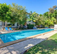 Baden 42 Rainbow Shores Ground floor unit air conditioned overlooking outdoor spa - Tourism Brisbane