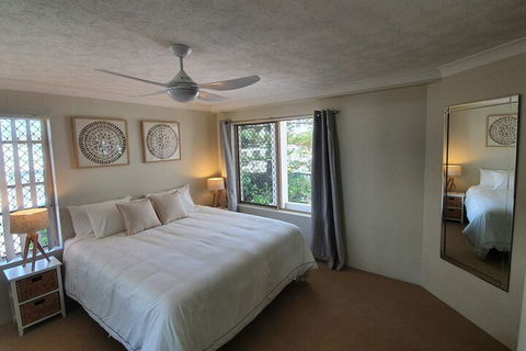 Beachfront On Marine - Tourism Brisbane 3