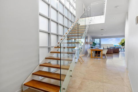 Sapphire Sands Beach House - Tourism Brisbane 6