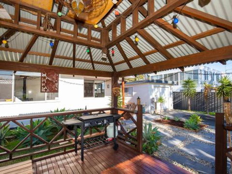 Pagoda Culburra Beach - Tourism Brisbane 5