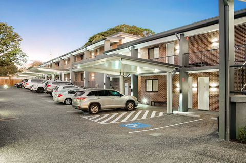 Avenue Motel Apartments - Tourism Brisbane 0
