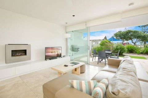 Unit 7 Plantation Resort Rainbow Beach Air Conditioned Pool & Outdoor Spa Plantation Resort - Tourism Brisbane 5