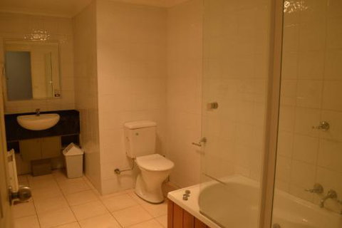 17 Lakeview Plaza - Brisbane Tourism 5