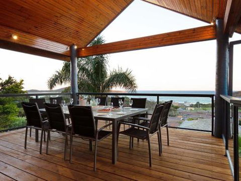 Venabu On Garuwa 20 Garuwa Street Spectacular House With Fabulous Views - Brisbane 4u 4