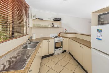 Sirenia Palms Yorkeys Knob - Tourism Brisbane 1