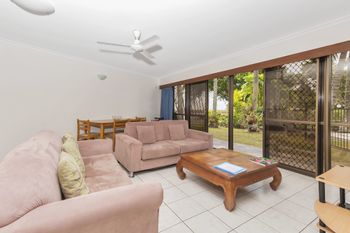 Sirenia Palms Yorkeys Knob - Tourism Brisbane 3