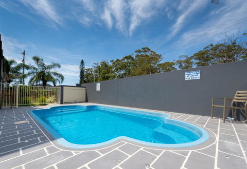 Beach Club 18 Nelson Bay - Tourism Brisbane 1