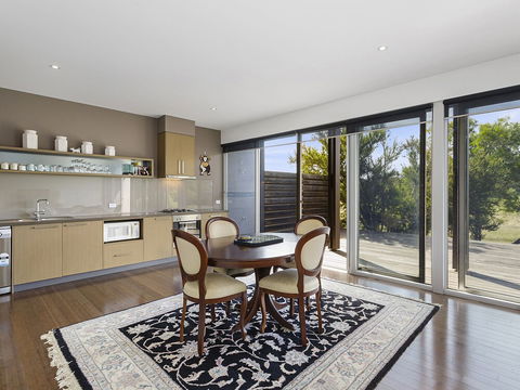 DREW Stay On St. Andrews Top Rated Golf Course - Tourism Brisbane 5