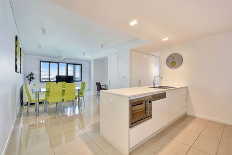 Darwin Waterfront Short Stay Apartments - Tourism Brisbane 2