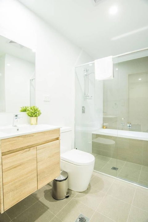 Modern And Chic Apartment Next To Parramatta Station - Tourism Brisbane 6