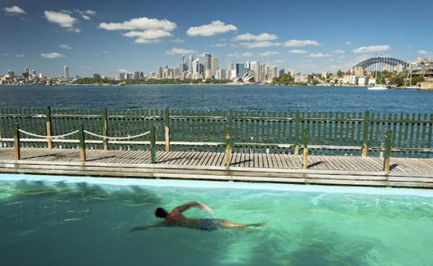 Modern Two Bedroom Apartment With Views HARIS - Tourism Brisbane 1