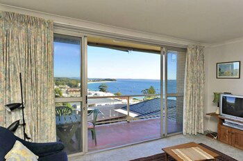 Blue Waters Unit 8 Shoal Bay - Tourism Brisbane 3