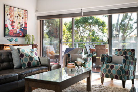 Arabella Meadows - Tourism Brisbane 0