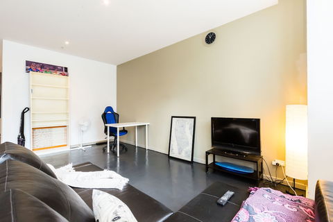 MEGAN, 2BDR Melbourne Apartment - Tourism Brisbane 2