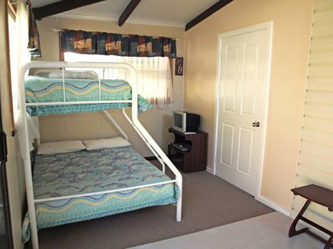 CHAP14C Chapman Cottage - Brisbane 4u 5