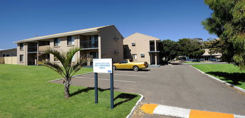 Abrolhos Reef Lodge - Brisbane 4u 2