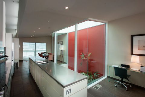 Sullivans Cove Apartments - Tourism Brisbane 4