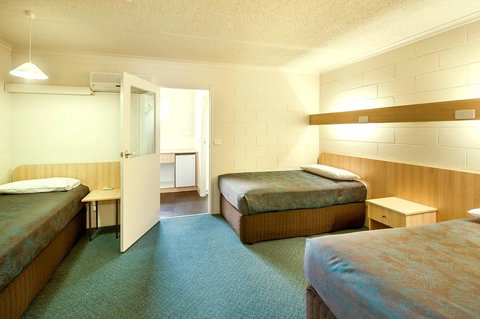 Box Hill Motel - Brisbane Tourism 3