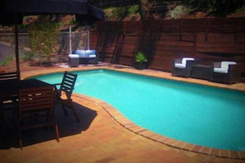 Eltham Motor Inn - Brisbane Tourism 6