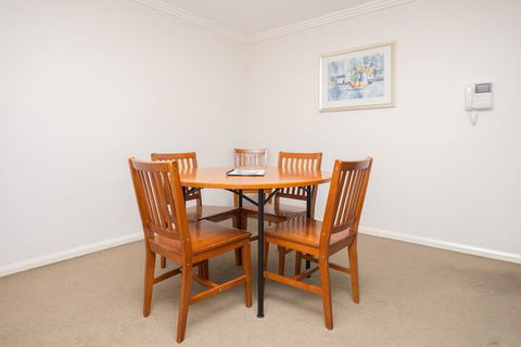 Parkside Apartments - Tourism Brisbane 2