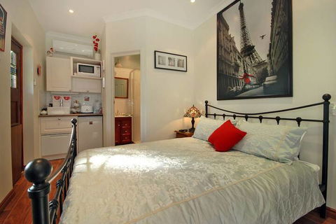 Above Bored Bed & Breakfast - Tourism Brisbane 5