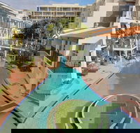 West Beach Lagoon 212 - Gorgeously decorated - Tourism Brisbane